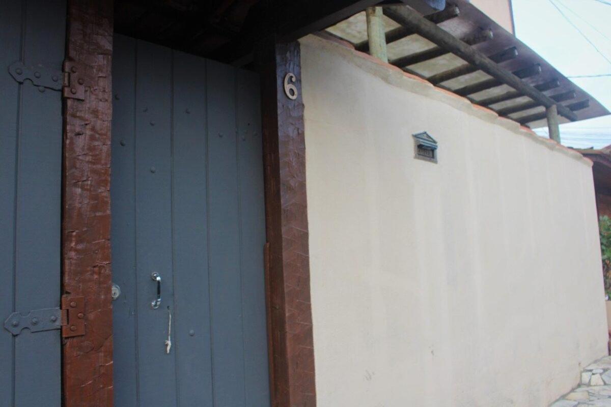 Apto No Centro De - Prox A E Rua Pedras * Búzios